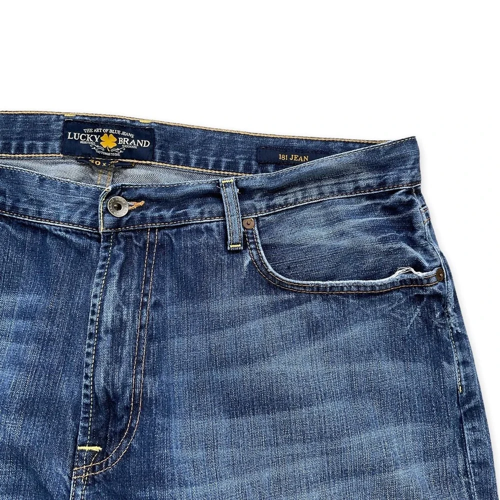 Lucky Brand Jeans Men 40x30 (ACTUAL 39x29.5) Blue Relaxed Straight 181 Denim